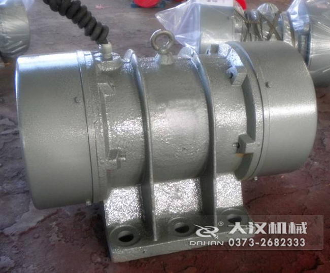 VB振動電機(jī)是靠偏心塊的振動而造成的，振動源所以偏心塊的角度和大小是比較重要的。